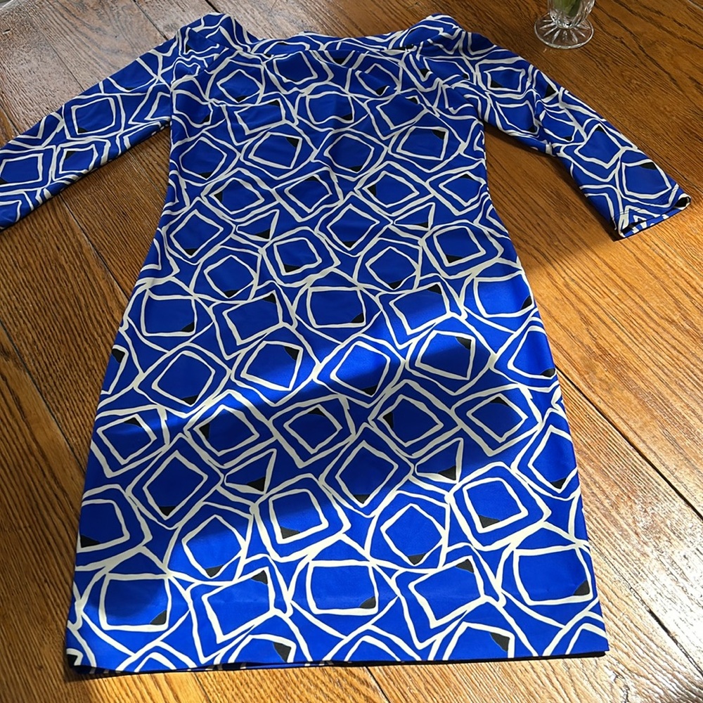 Jude Connally boat neck dress.  Geometric print in blue, white and black. Small